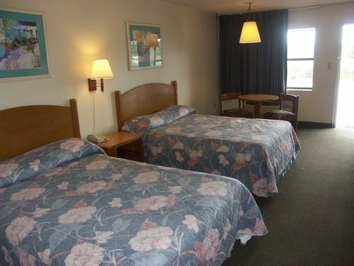 Monroe Heights Grove Hotel 2*